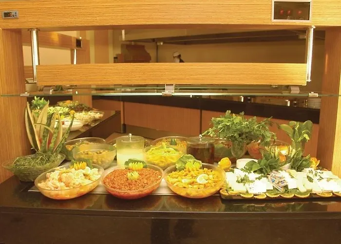 Jasmin Side Hotel 4*